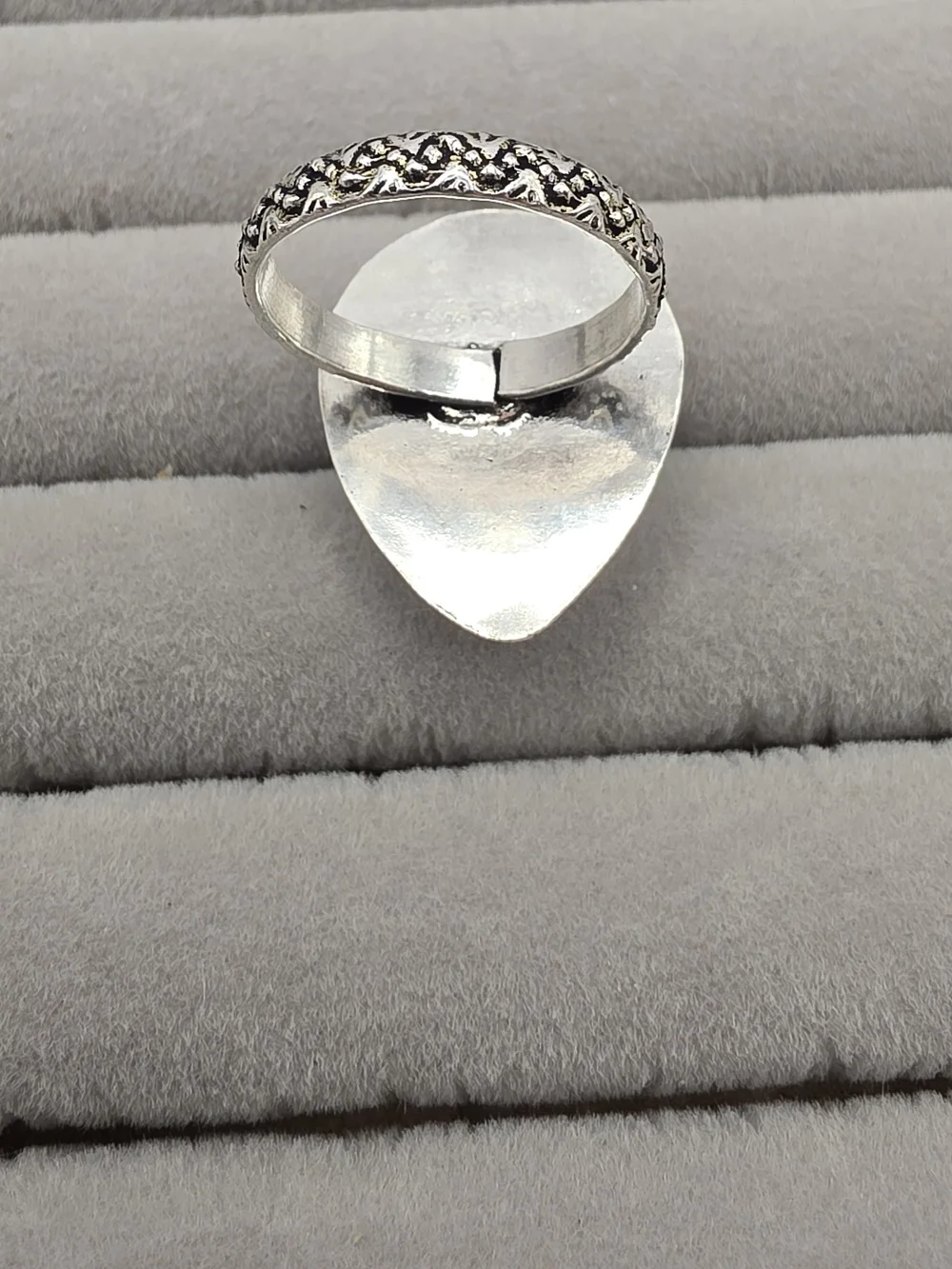 N/A elegant silver